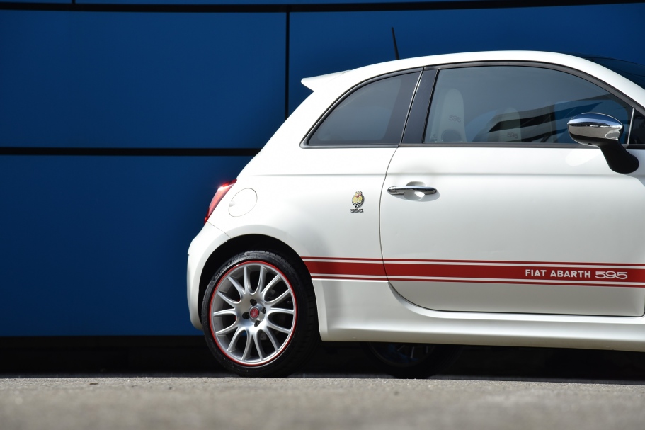 Abarth 50th Anniversario 595