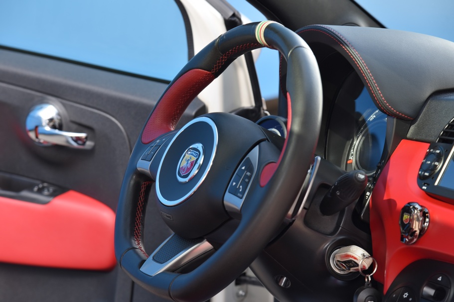 Abarth 50th Anniversario 595