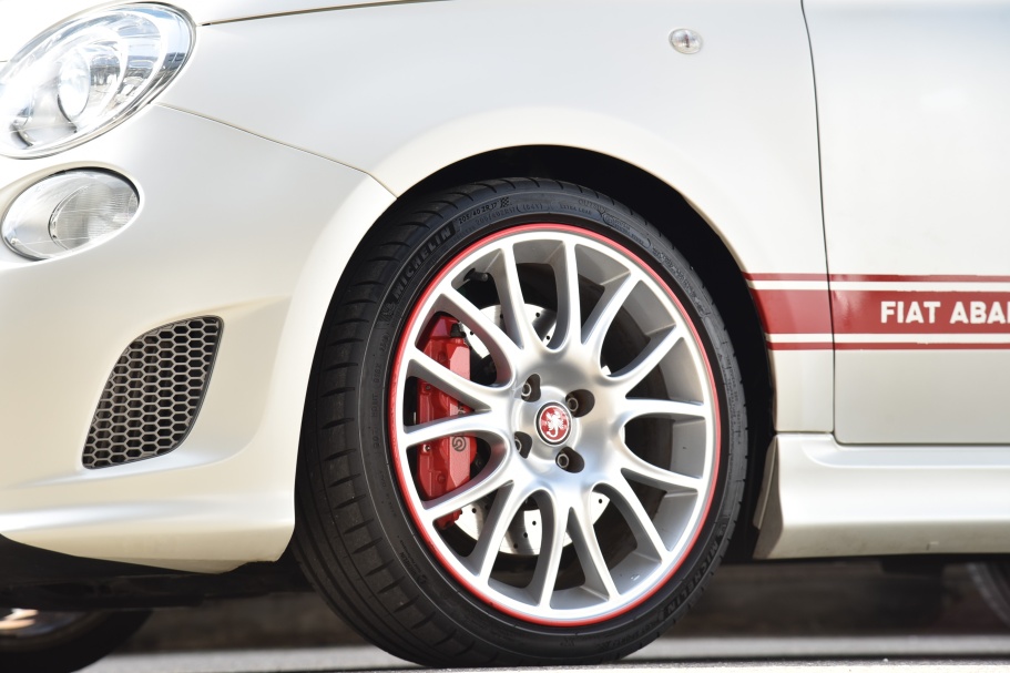 Abarth 50th Anniversario 595