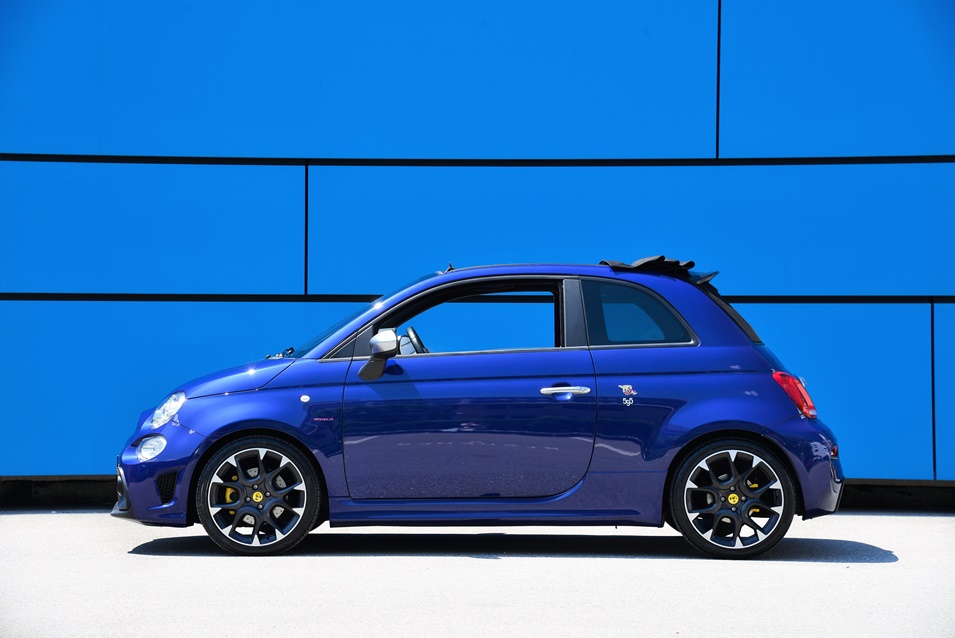 595 Abarth Cabrio