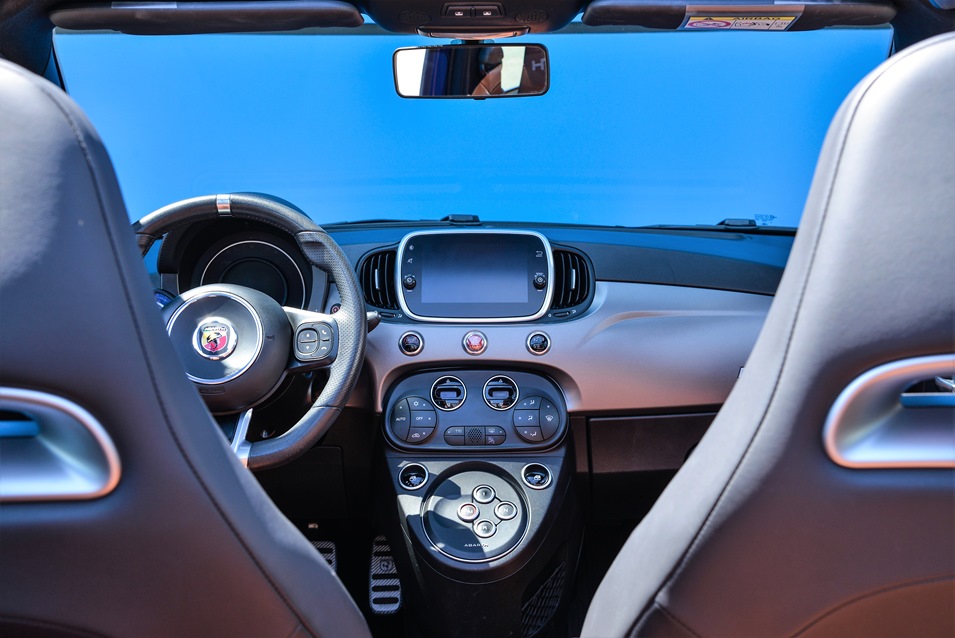 595 Abarth Cabrio
