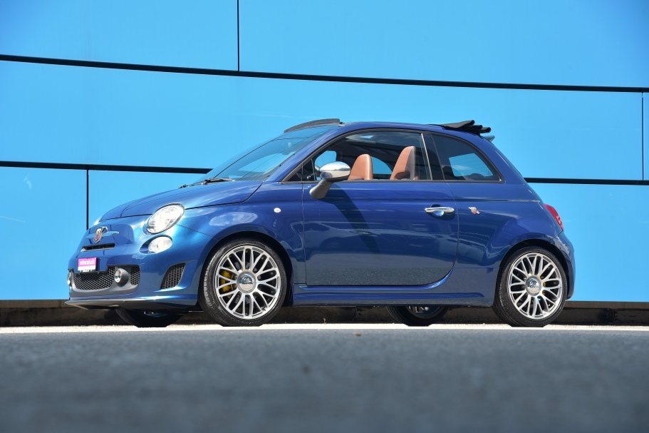 Abarth 595 Cabrio Italia