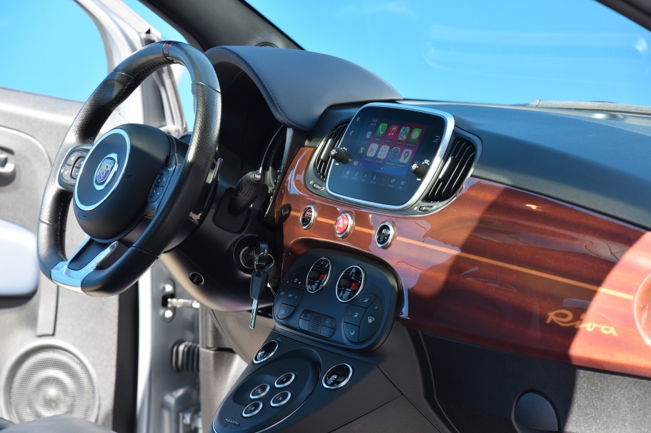 Abarth 695 Rivale