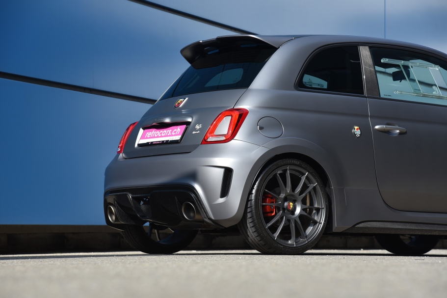 Abarth Biposto 695