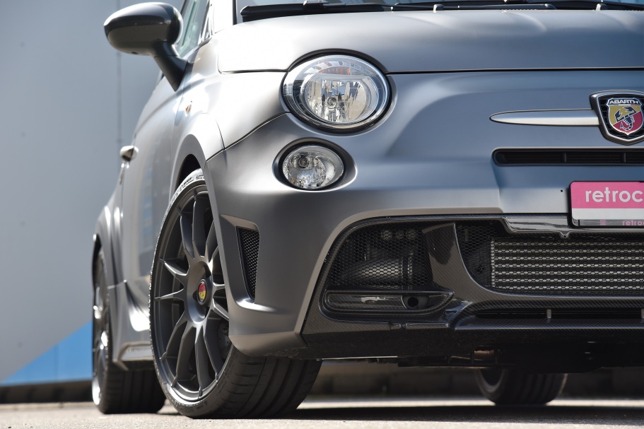 Abarth Biposto 695