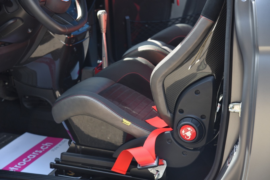 Abarth Biposto 695