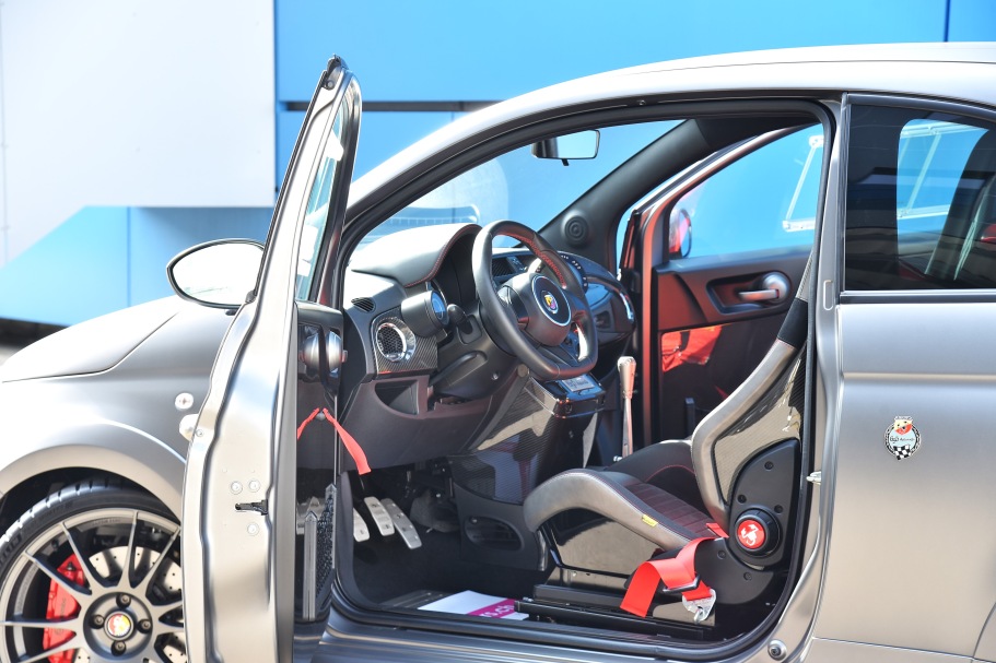 Abarth Biposto 695