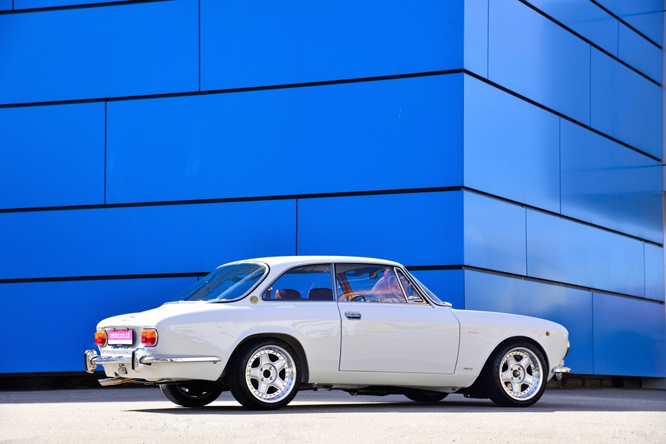 Alfa Romeo 1750 GTV