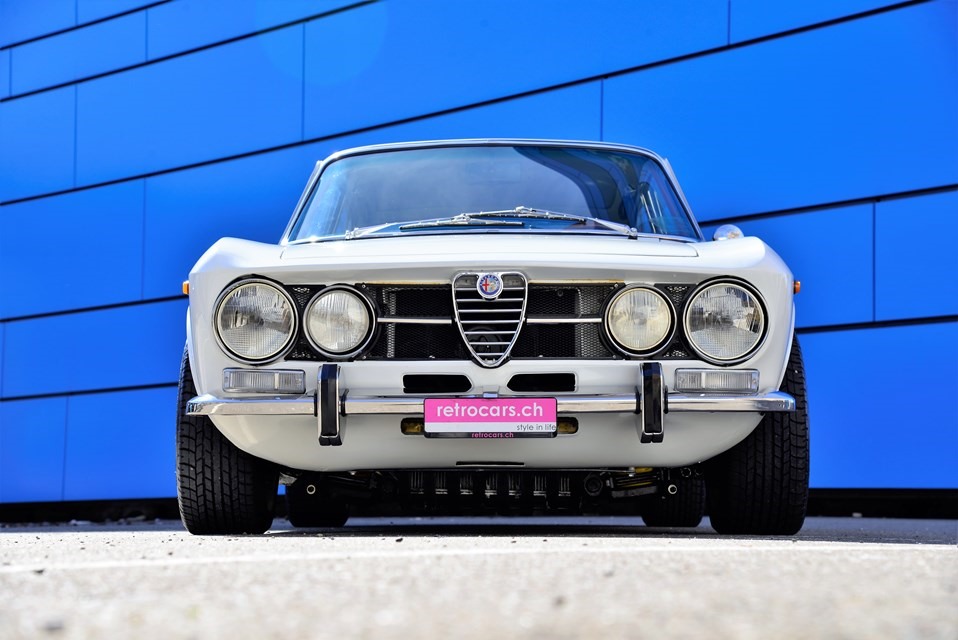 Alfa Romeo 1750 GTV