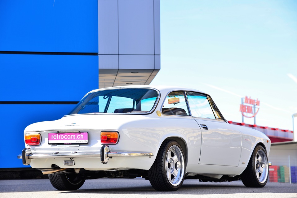 Alfa Romeo 1750 GTV