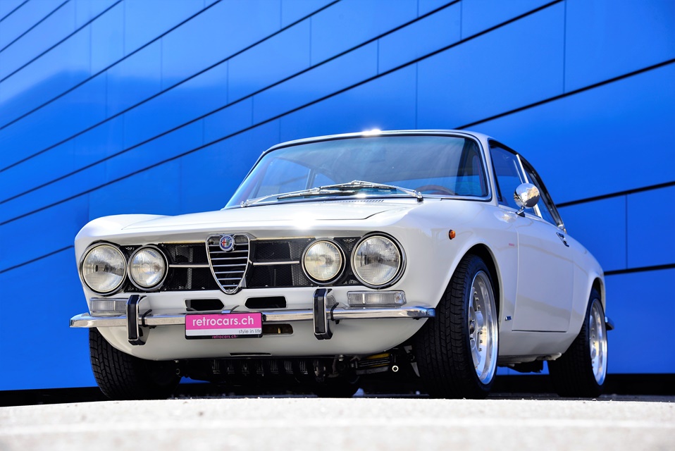 Alfa Romeo 1750 GTV