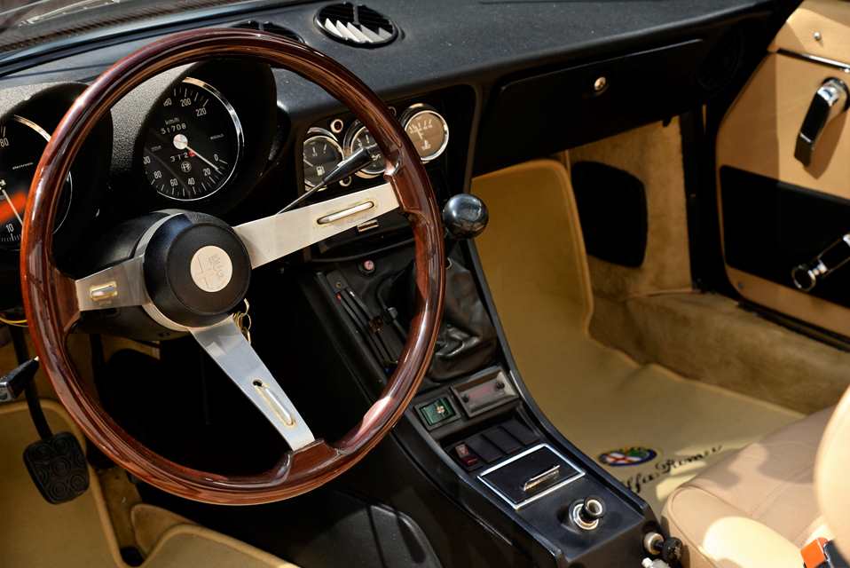 Alfa Romeo Spider 2000