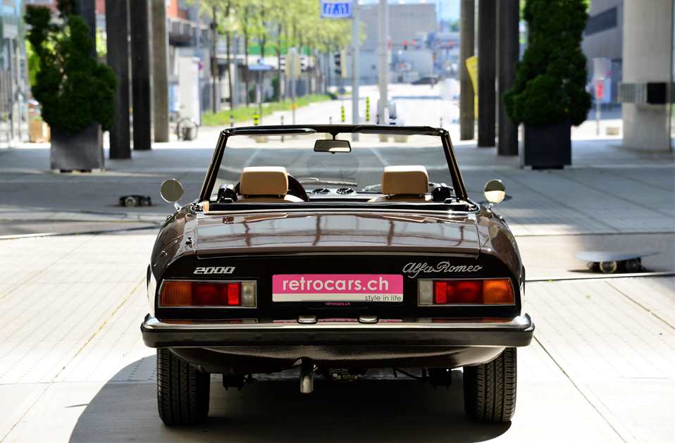 Alfa Romeo Spider 2000
