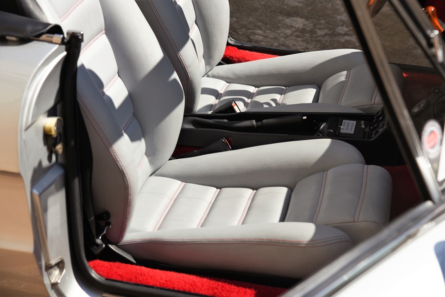 Alfa Spider QV Zender