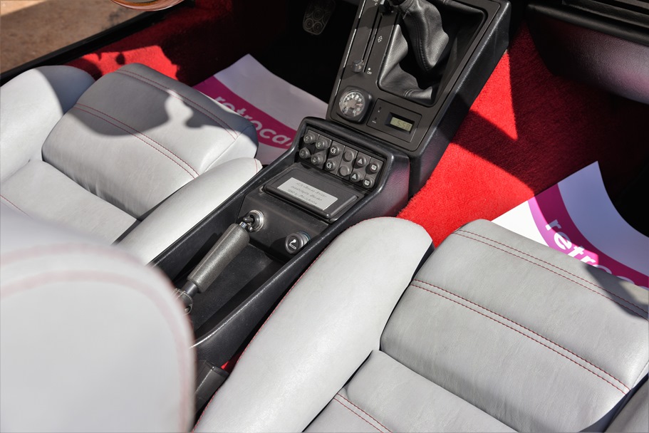 Alfa Spider QV Zender