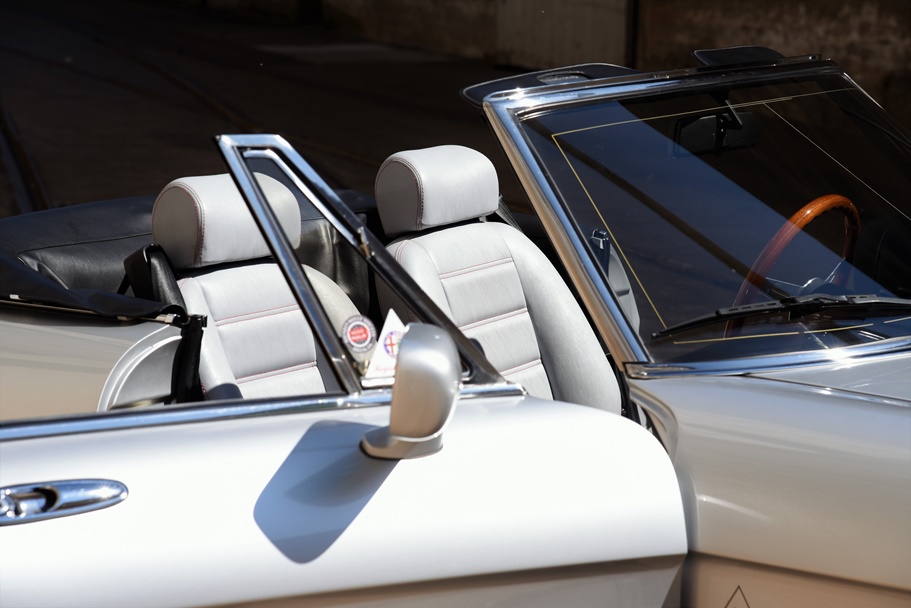 Alfa Spider QV Zender