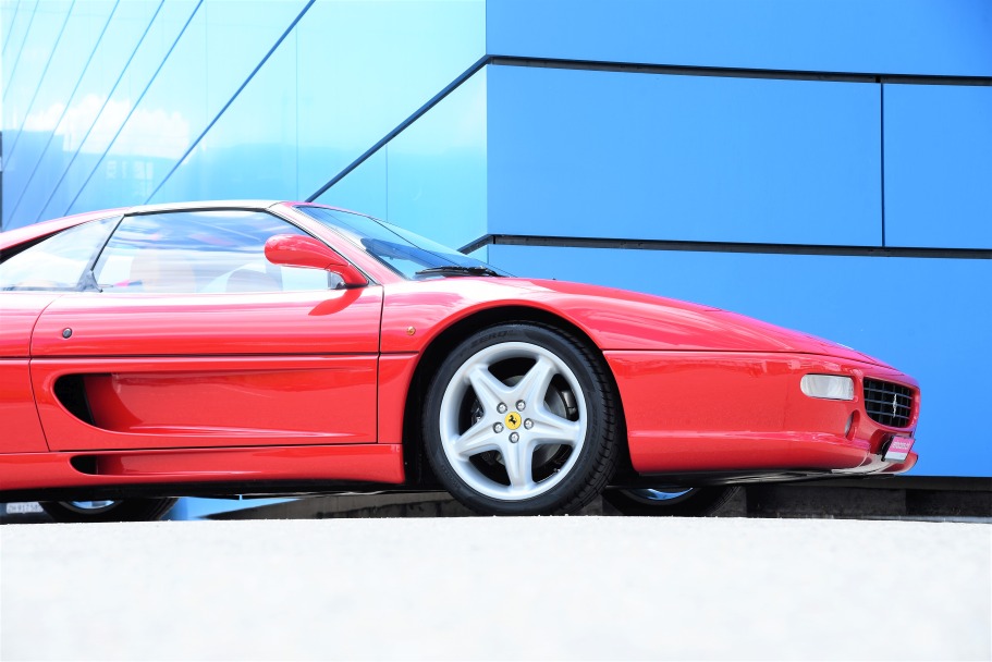 Ferrari 355 GTS