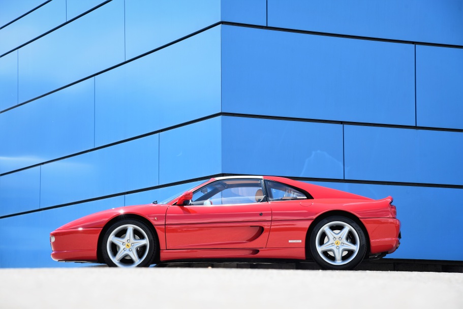 Ferrari 355 GTS