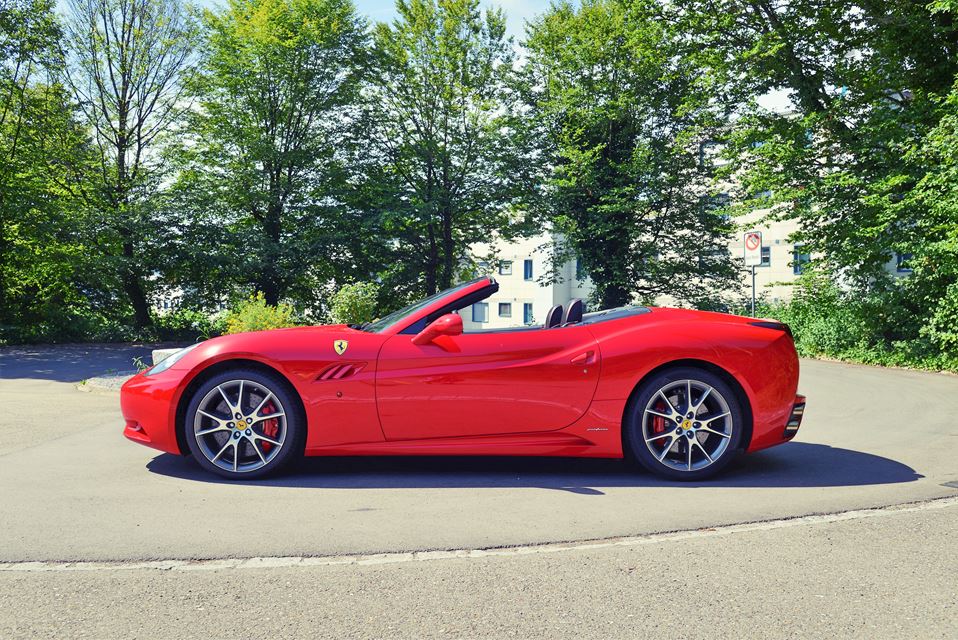 Ferrari California