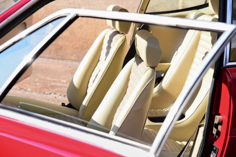 Ferrari Dino 308 GT4
