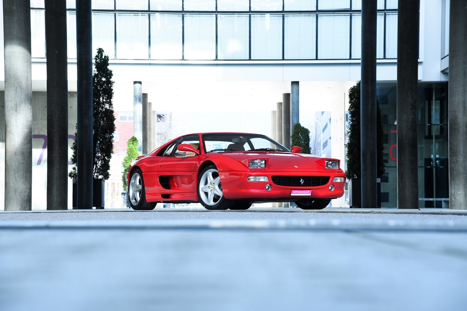 Ferrari F355