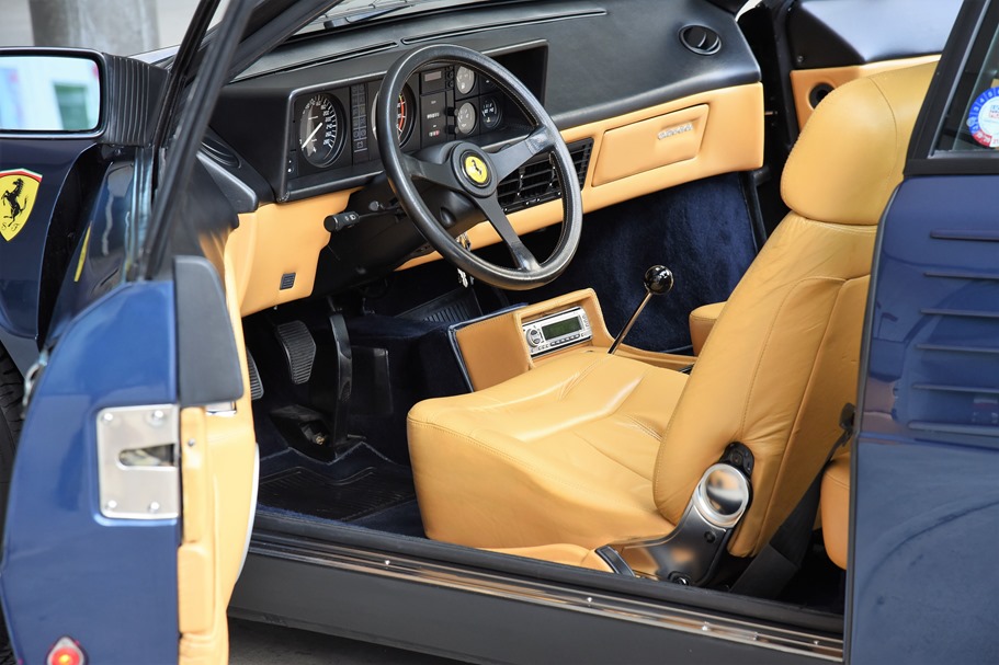 Ferrari Mondial QV