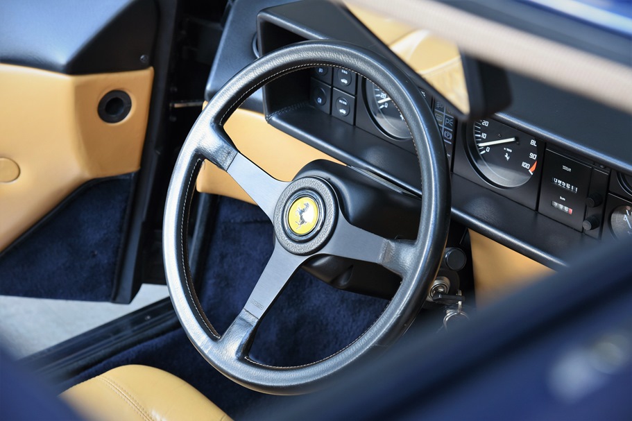 Ferrari Mondial QV