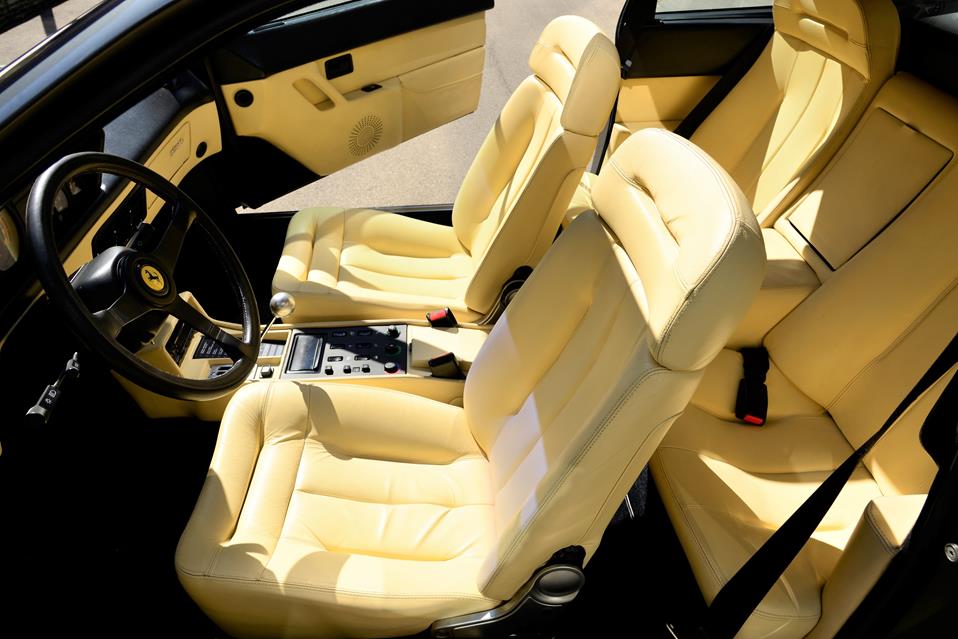 Ferrari Mondial 3.2 QV