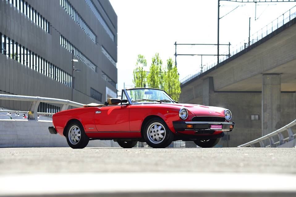 Fiat 124 DS Pininfarina Spider Europa Oldtimer - 1985