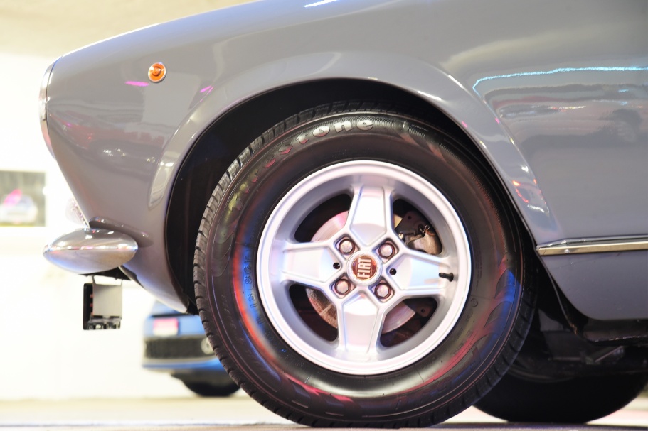 Fiat 124 Spider