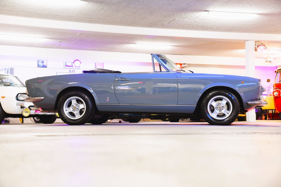 Fiat 124 Spider