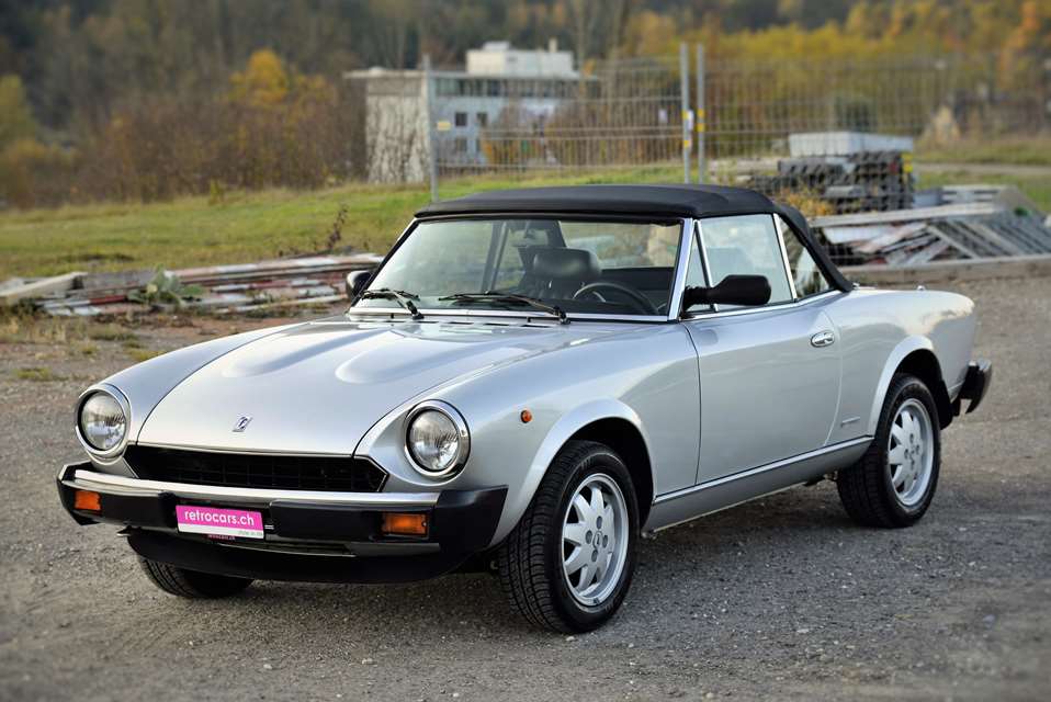 Fiat 124 Spider Europa DS