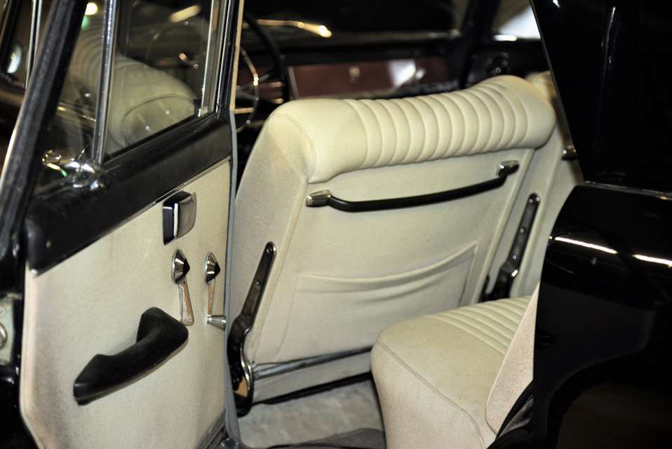 Fiat 2300 Speciale
