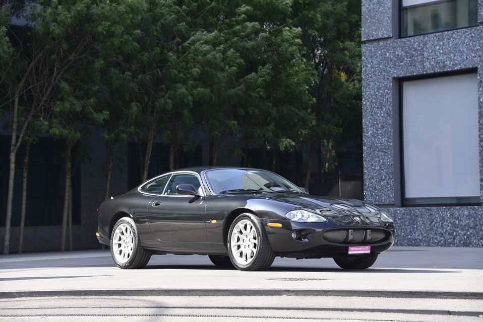 Jaguar XKR Coupe