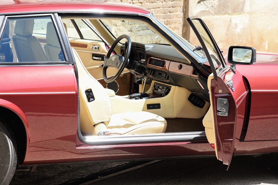 Jaguar XJS