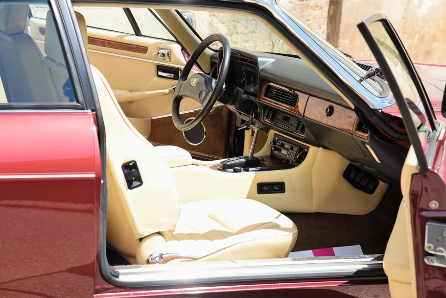 Jaguar XJS