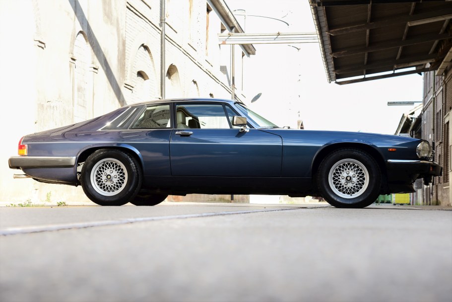 Jaguar XJS V12
