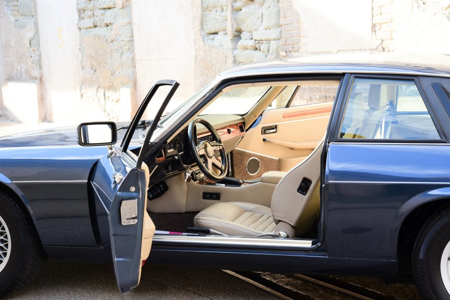 Jaguar XJS V12