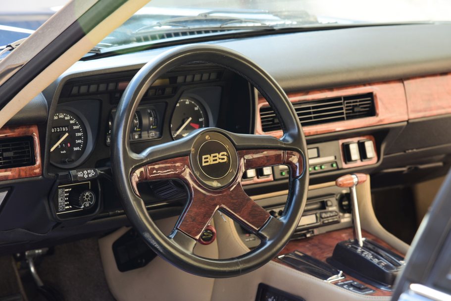 Jaguar XJS V12