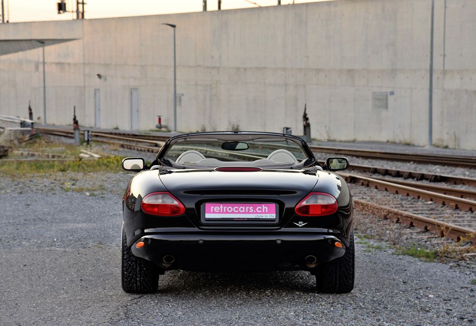Jaguar XK8 Convertible