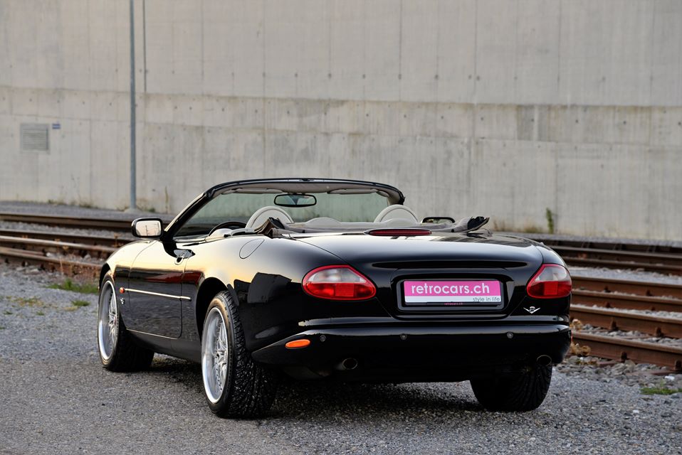 Jaguar XK8 Convertible