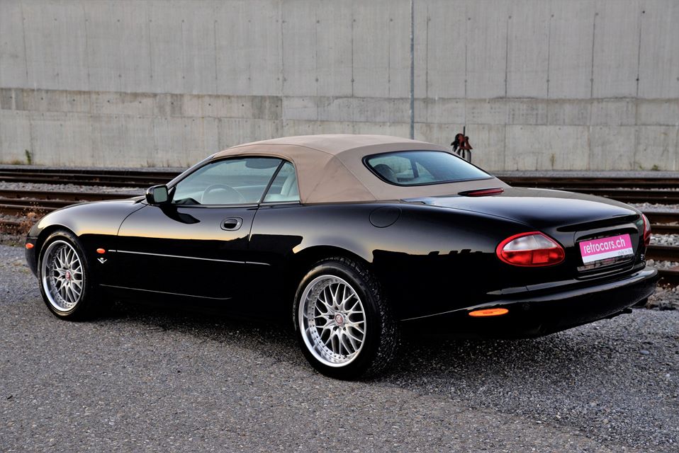 Jaguar XK8 Convertible