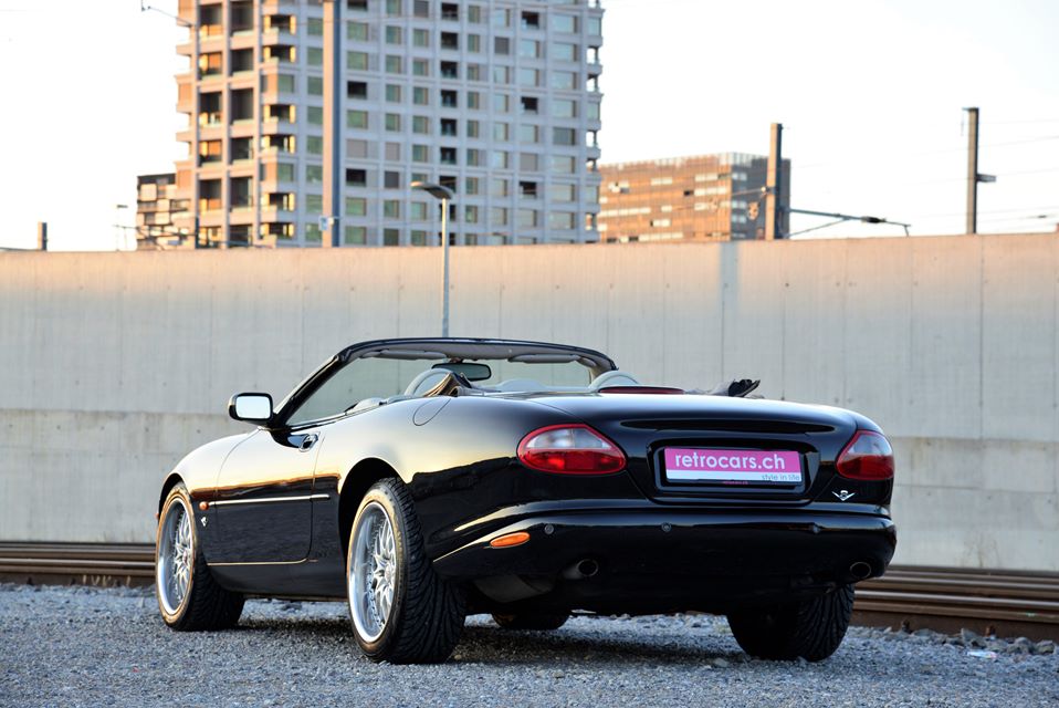 Jaguar XK8 Convertible