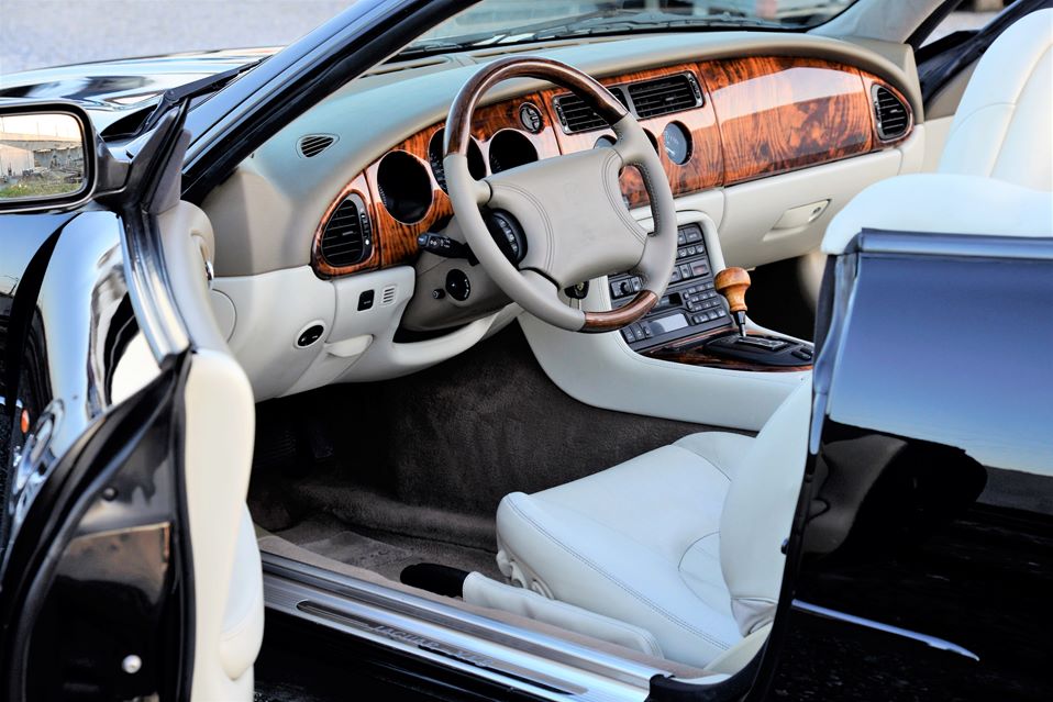 Jaguar XK8 Convertible