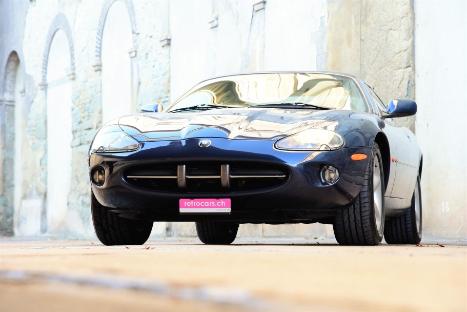 Jaguar XK8 Coupe
