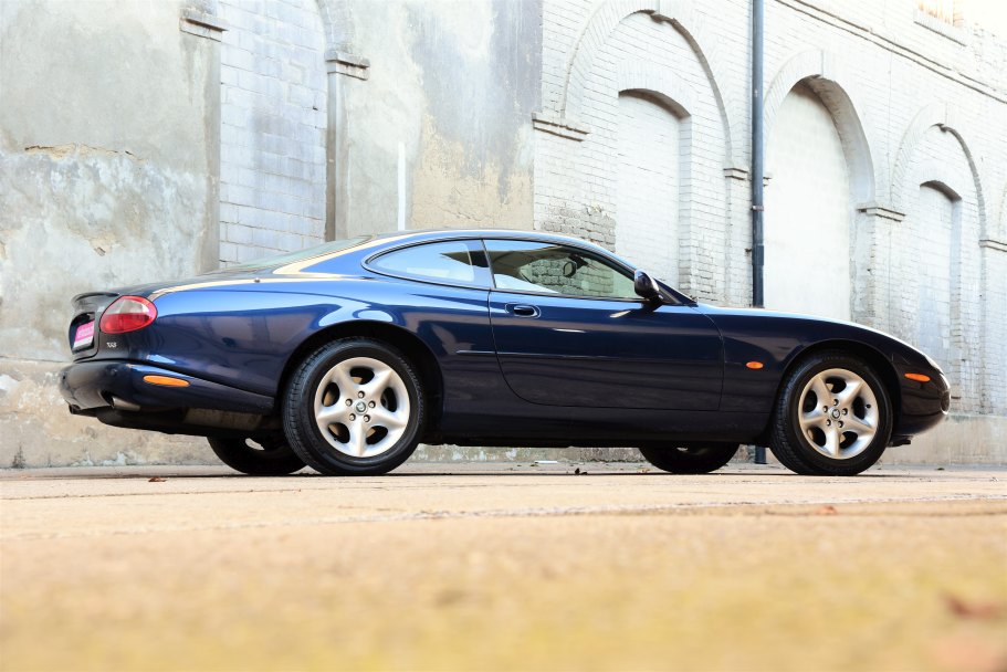 Jaguar XK8 Coupe