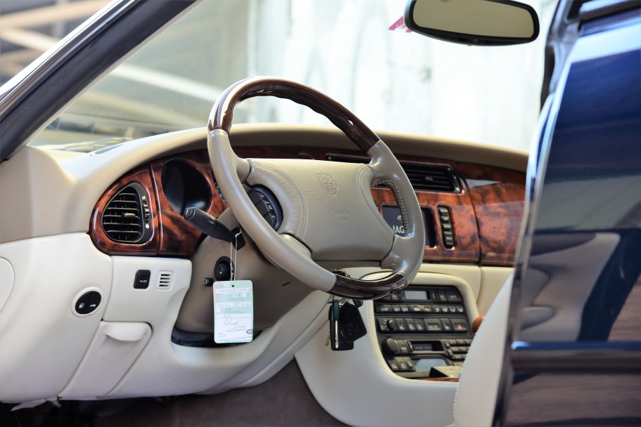Jaguar XK8 Coupe