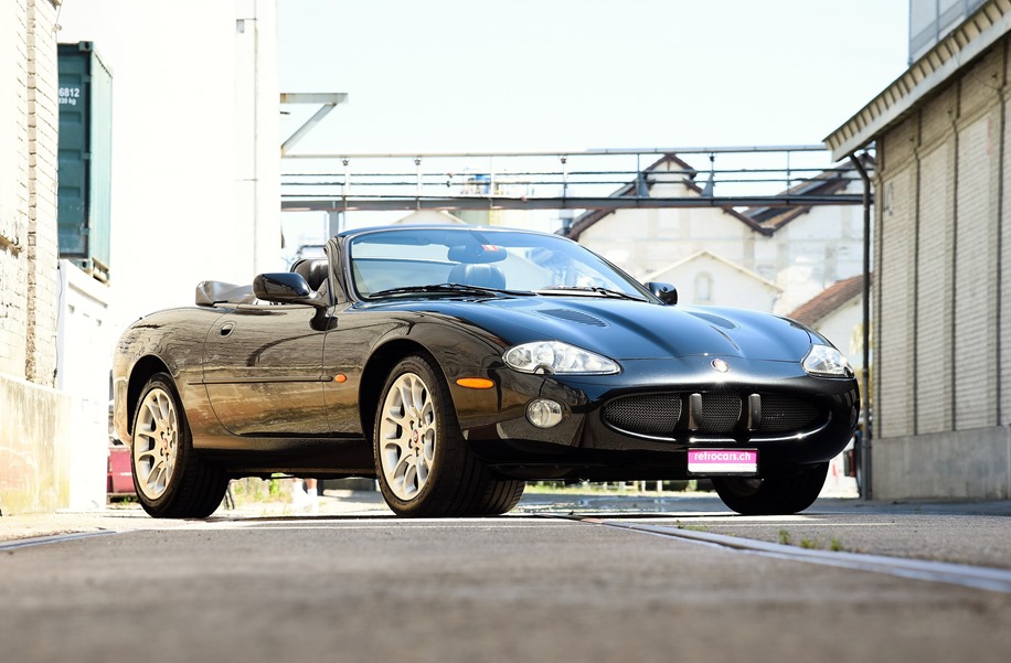 Jaguar XKR