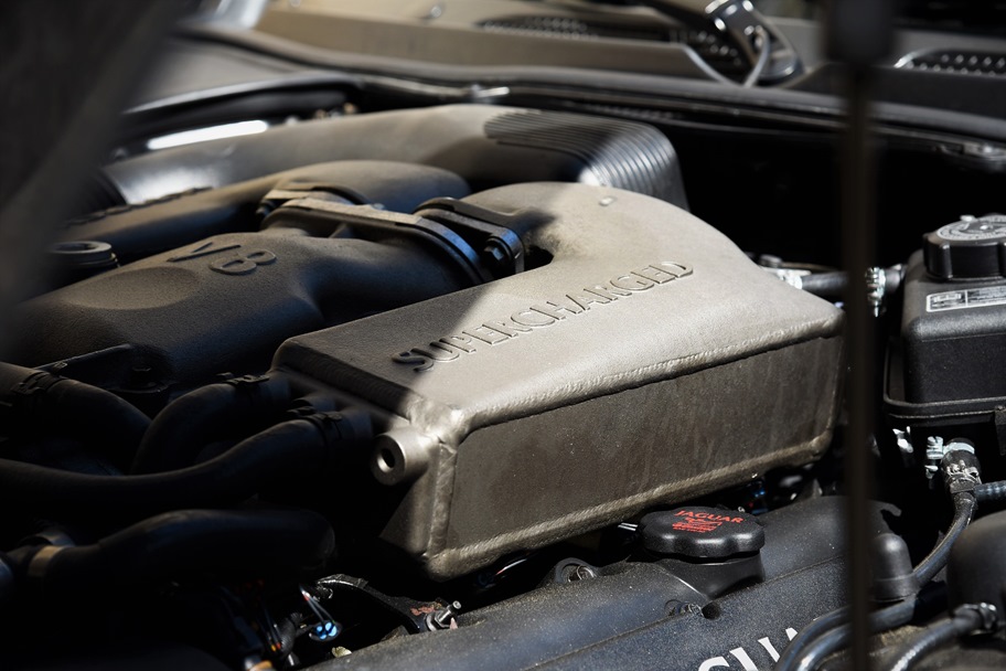 Jaguar XKR