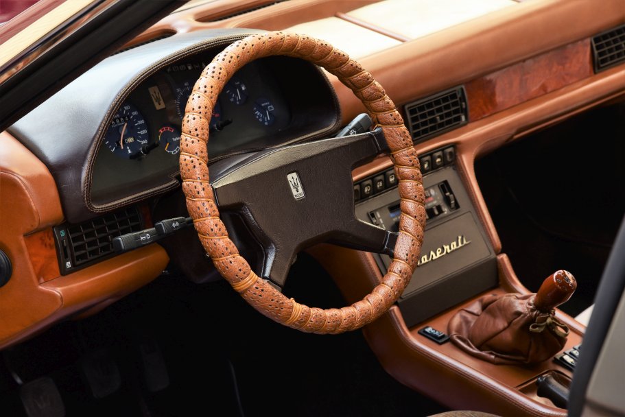 Maserati 425 Biturbo